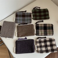 로페리아 체크무늬 다용도 지퍼 파우치(0220748)
